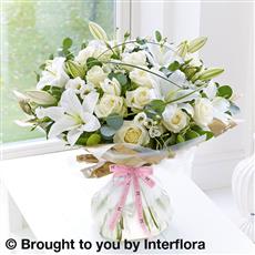 Extra Large Int Mother&#39;s Day Wonderfully White Hand-tied